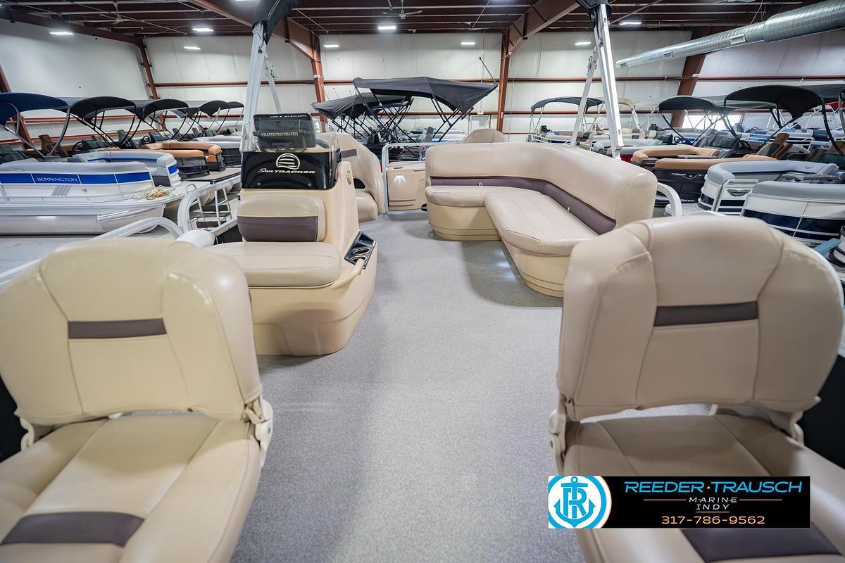 Used 2017 Sun Tracker Fishin' Barge 20 DLX