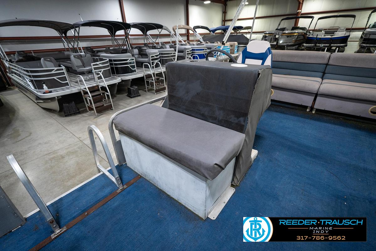 Used 1988 Landau 20 Adventurer