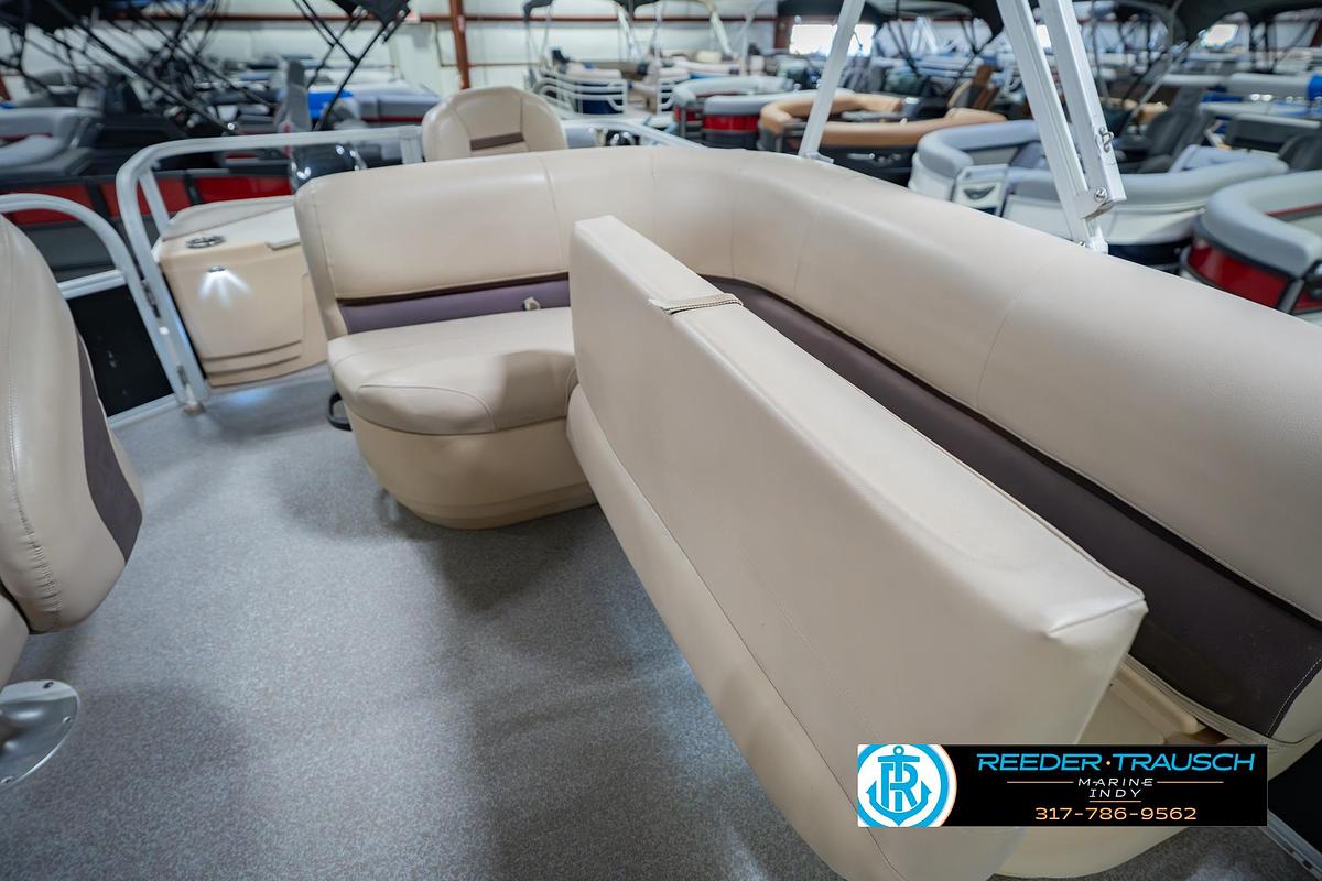 Used 2017 Sun Tracker Fishin' Barge 20 DLX
