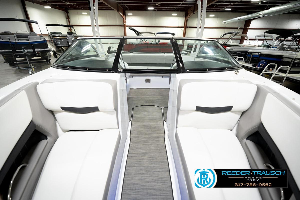 Used 2020 Four Winns MT H210