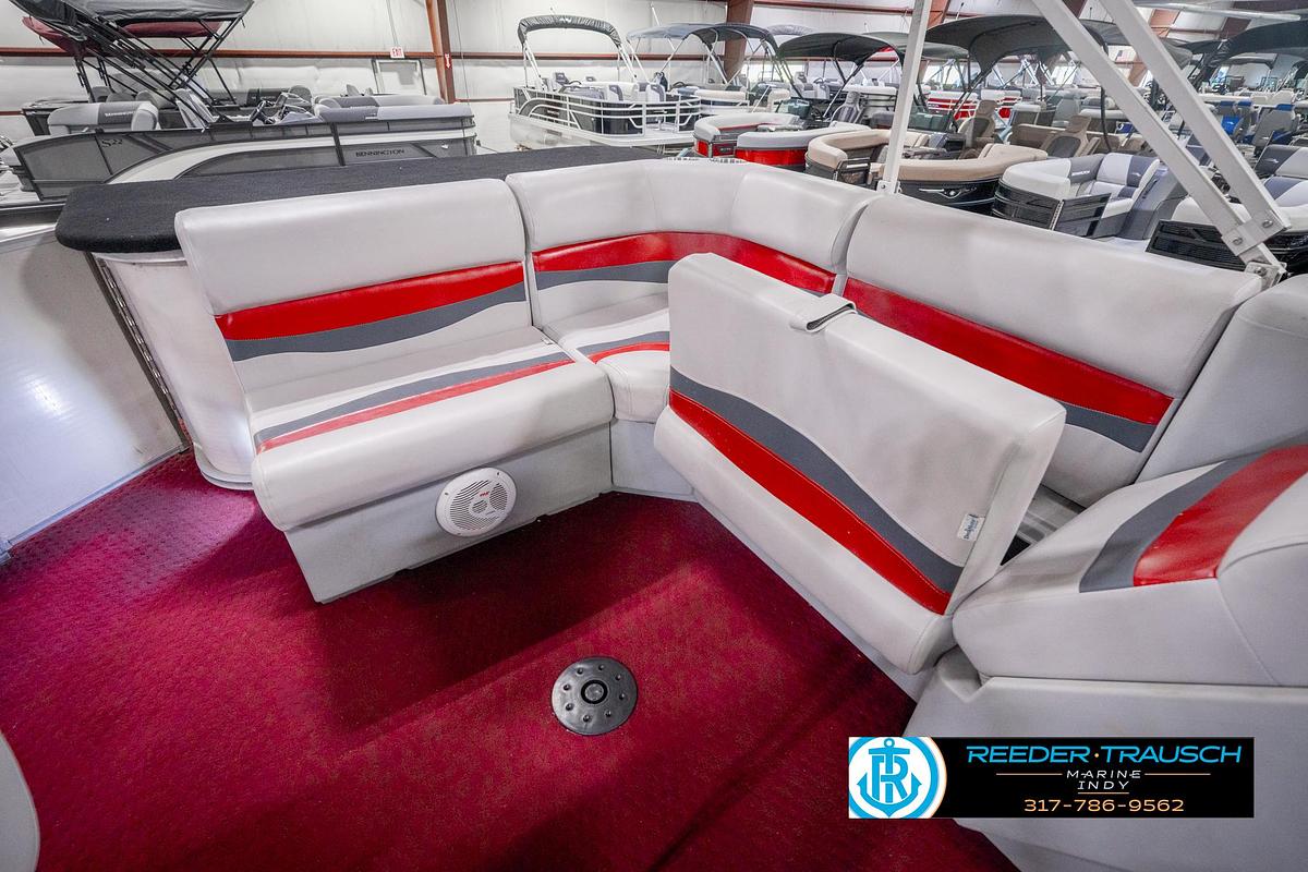 Used 2001 Sweetwater SW2221WR