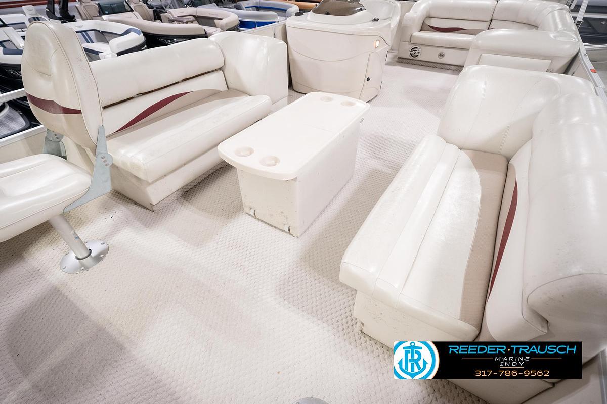 Used 2005 Crest 22 Crest III XRS