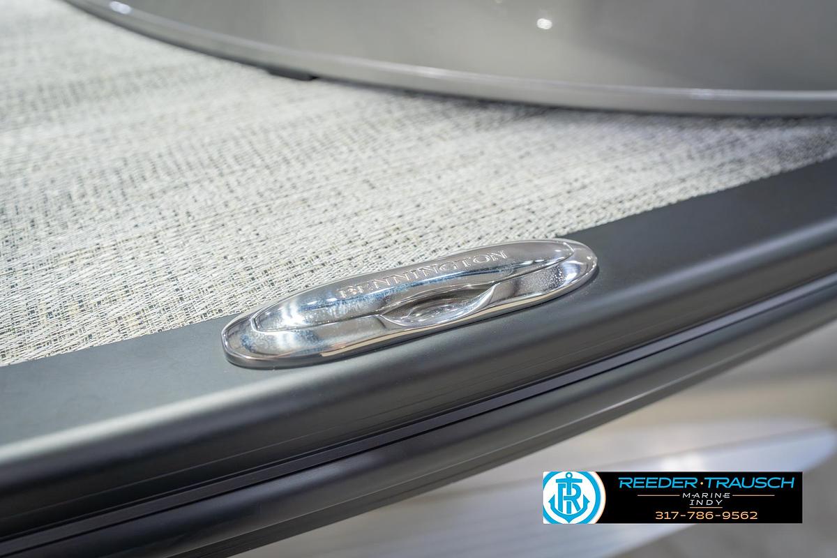 2026 Bennington 27 RXFBWAT2