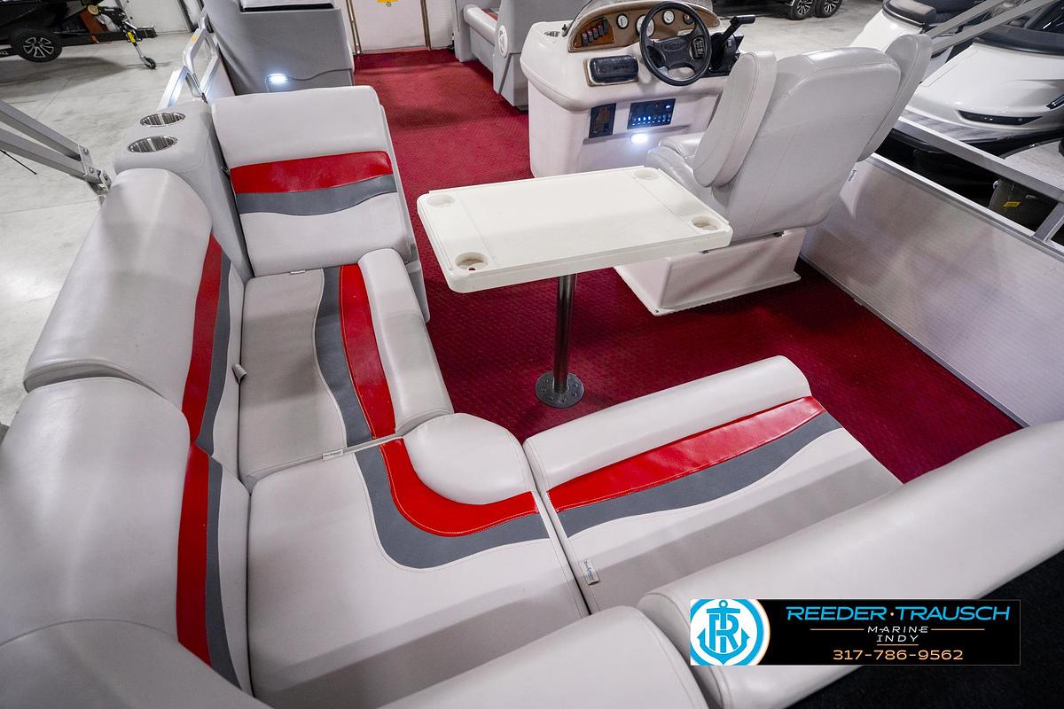 Used 2001 Sweetwater SW2221WR