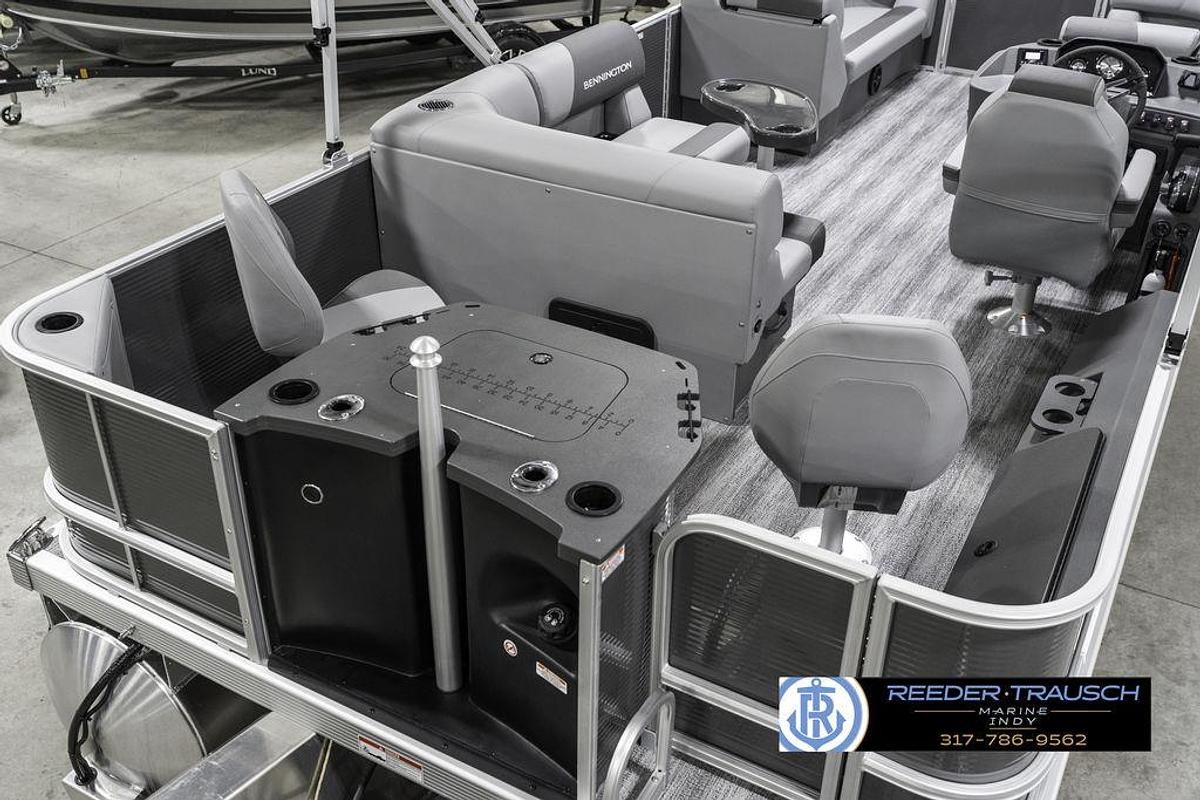 2025 Bennington 21 SS