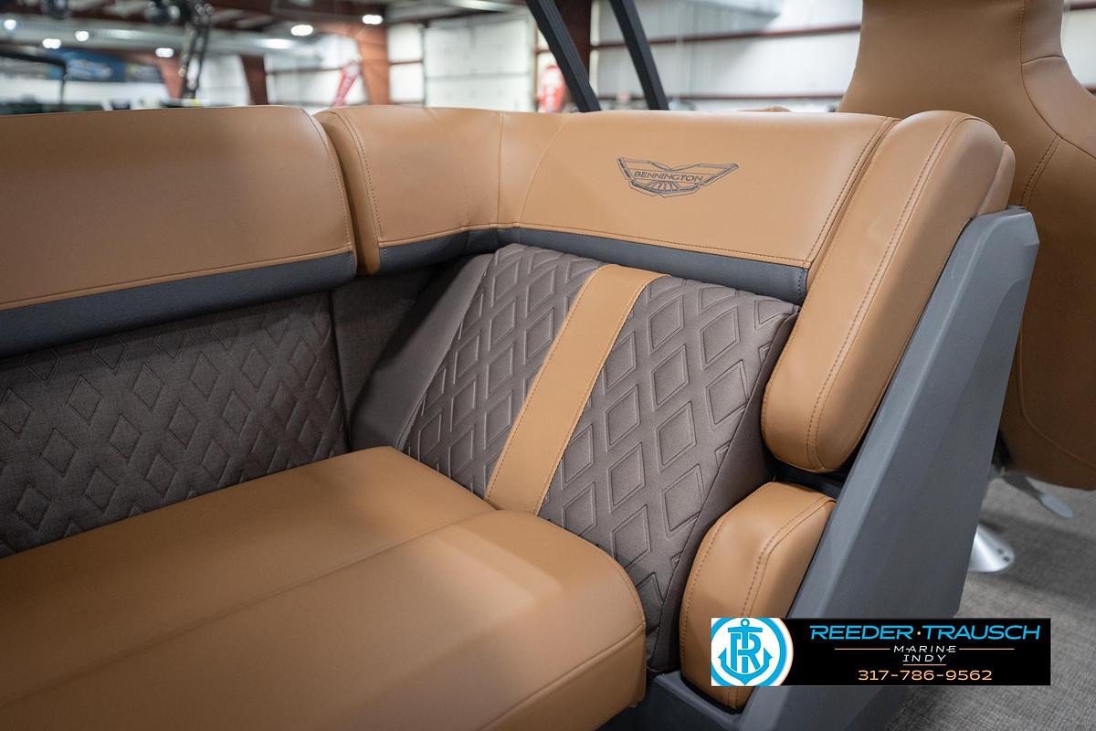 2026 Bennington 22 MFB