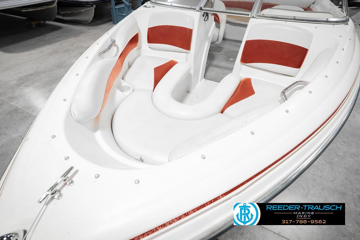 Used 2003 Larson SEi 180