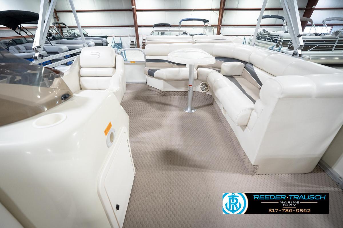 Used 2003 Bennington 2050 RL