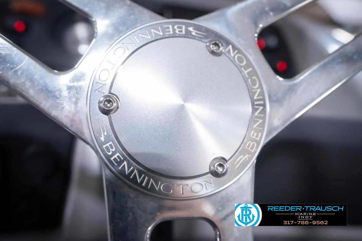 Used 2023 Bennington 23 SXSR