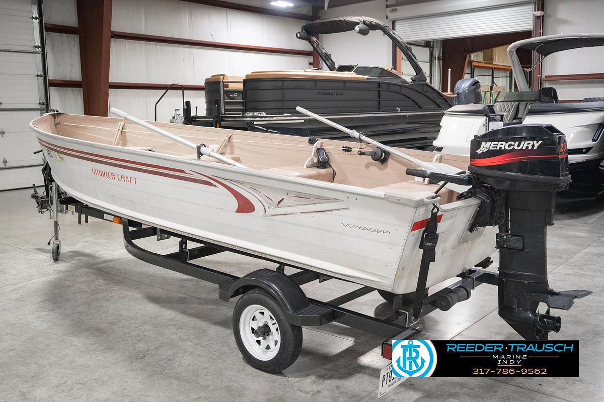 Used 2004 Smoker Craft Voyager