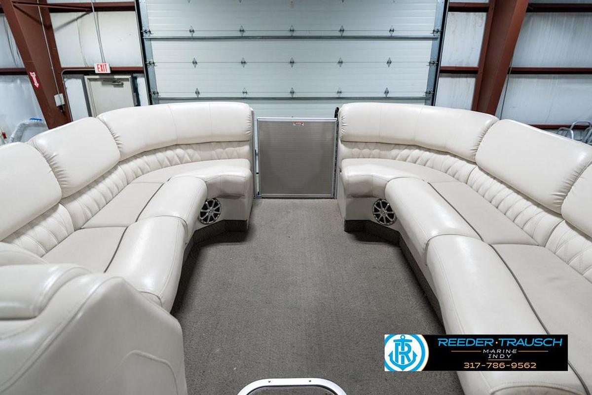 Used 2014 Bennington 25 RCB