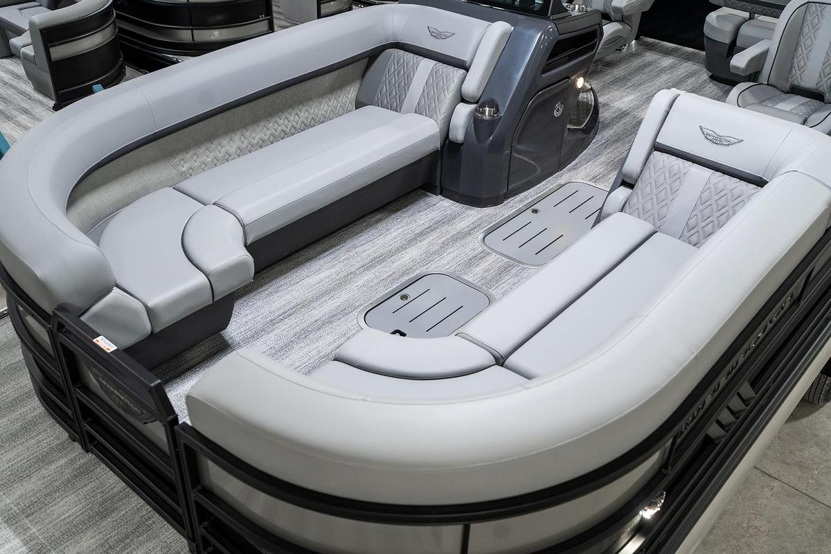 2025 Bennington 24 MSB