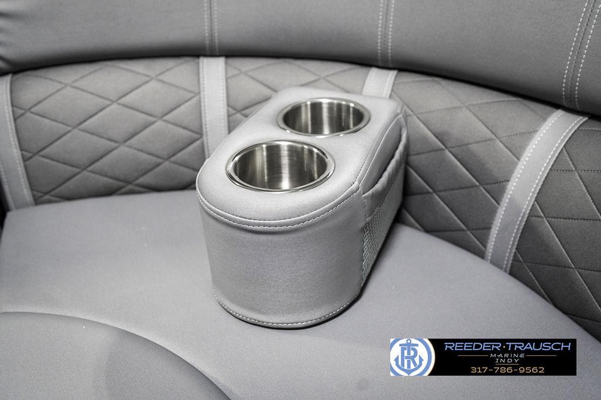 2025 Bennington 23 LTSB