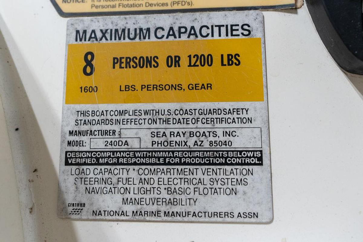 Used 1997 Sea Ray 240 Sundancer