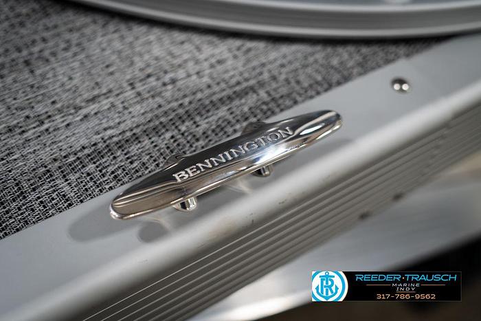 2025 Bennington 21 S