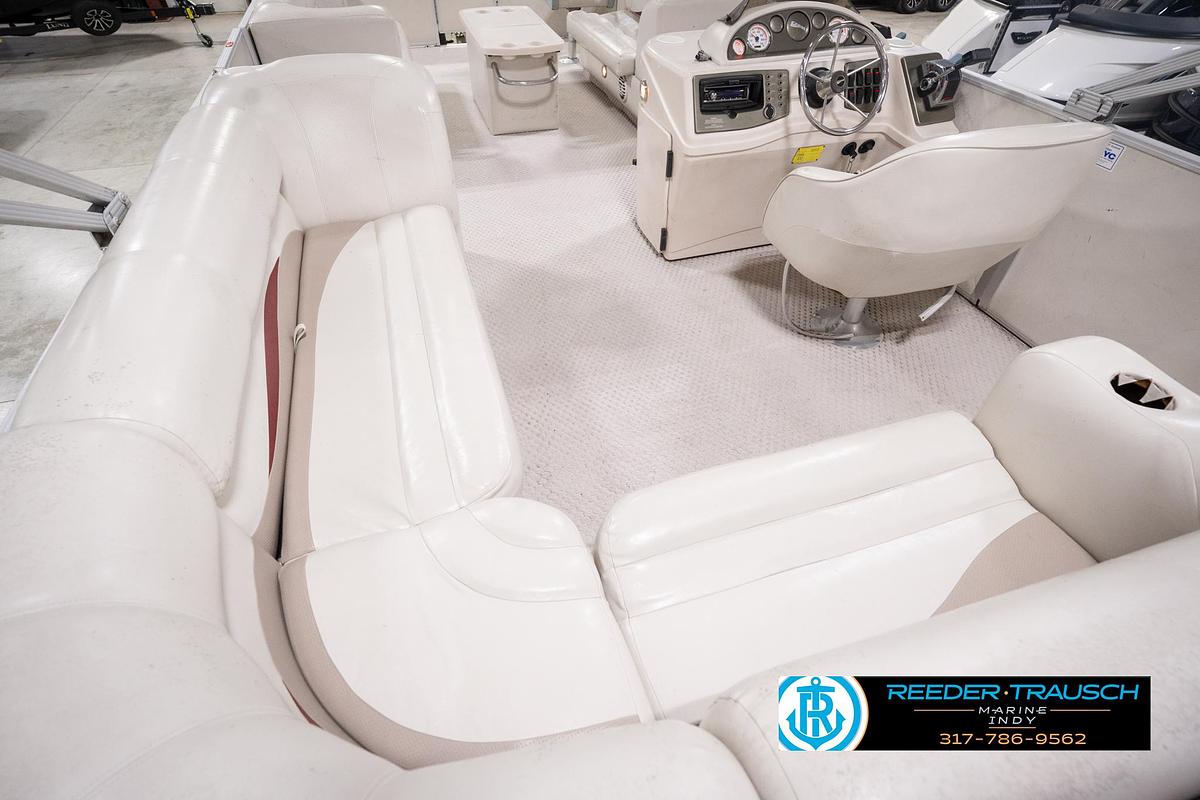 Used 2005 Crest 22 Crest III XRS