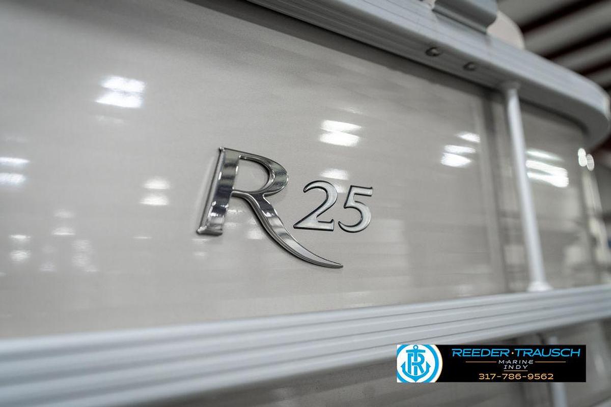 Used 2014 Bennington 25 RCB