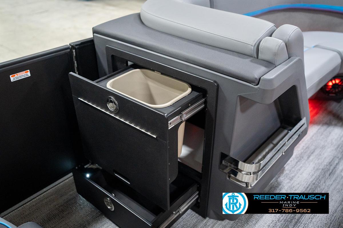 2026 Bennington 22 MFB