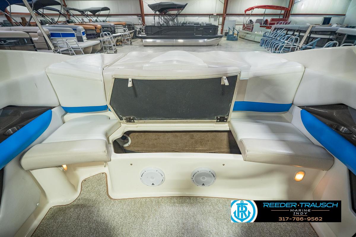 Used 2007 Larson 228 LXI