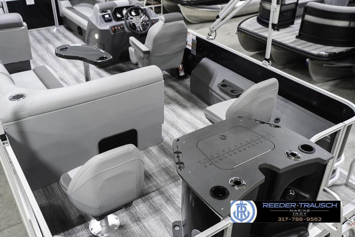 2025 Bennington 21 SS