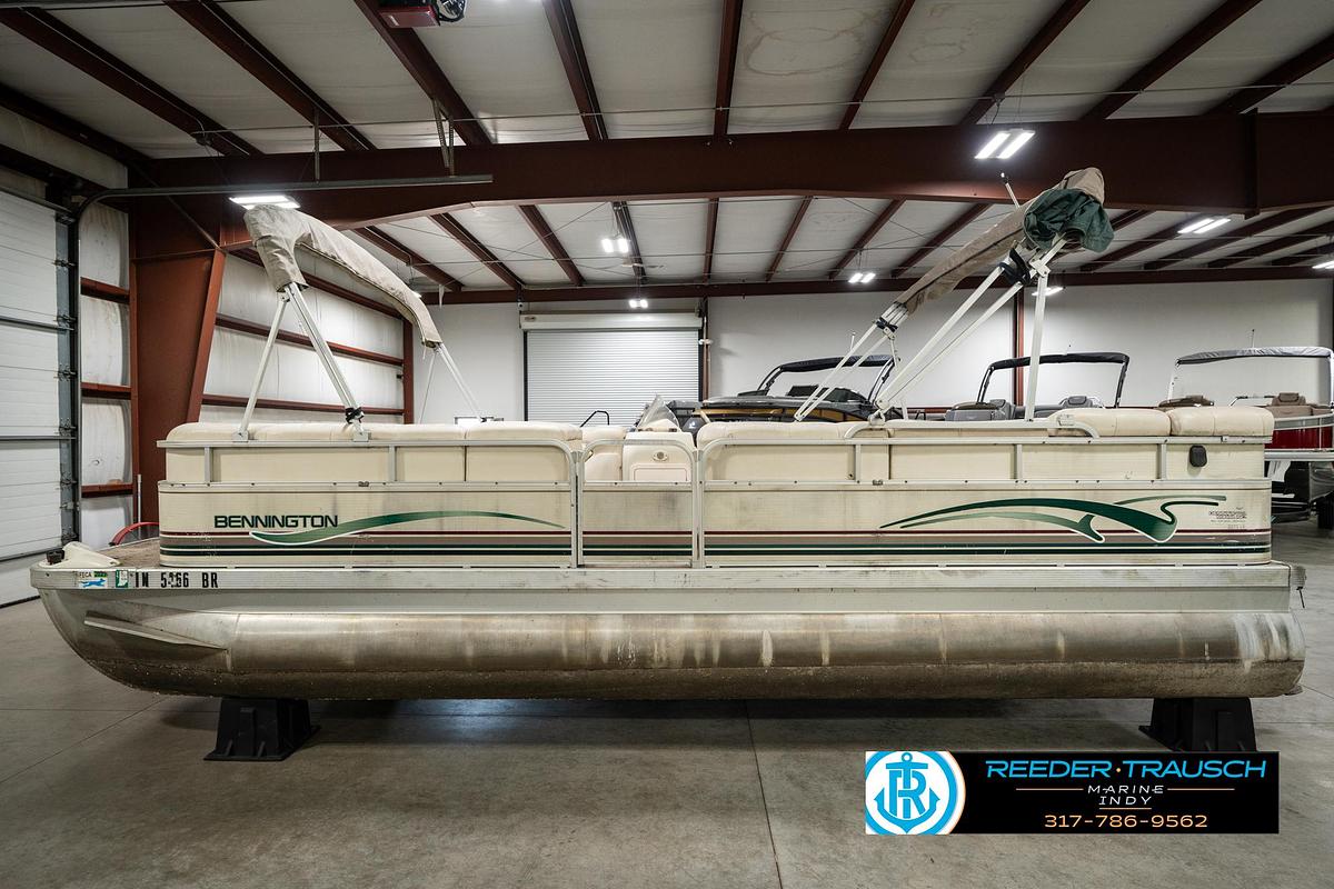 Used 2000 Bennington 2275 LX