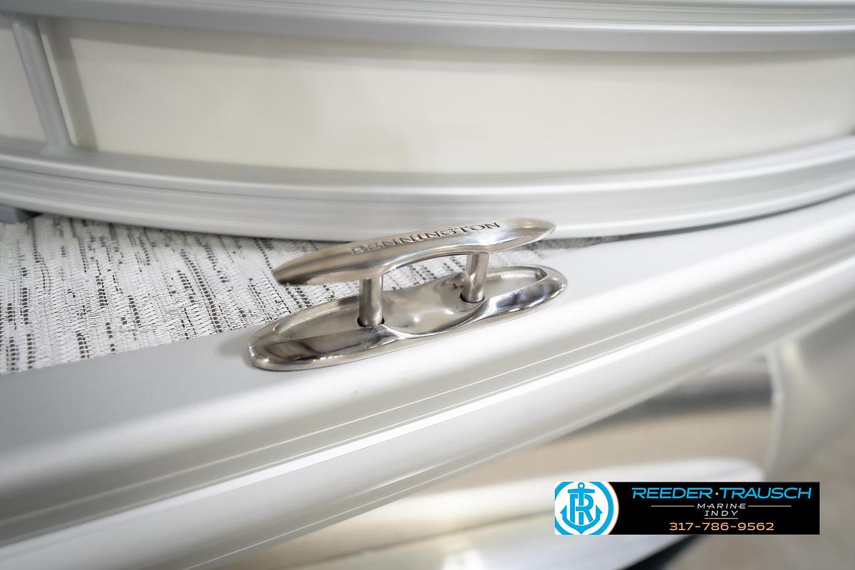 2026 Bennington 22 MFB