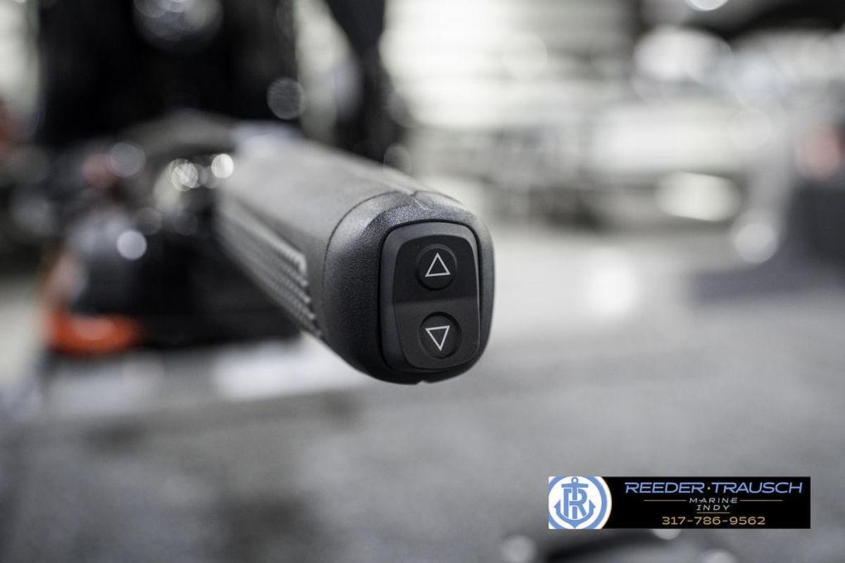 2025 Lund 1775 Pro Guide