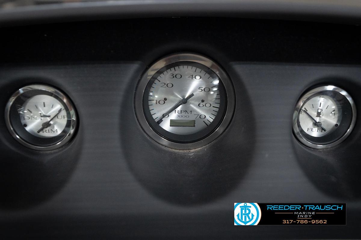 Used 2023 Bennington 22 LSR