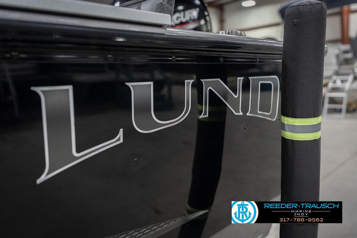 Used 2023 Lund 1875 Impact XS