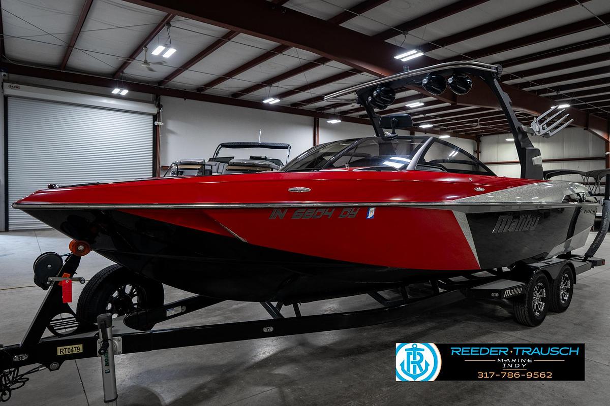 Used 2017 Malibu 25 LSV