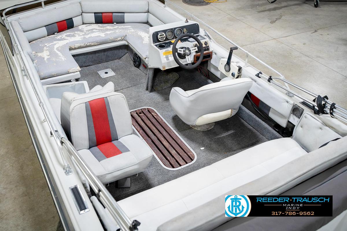 Used 1987 Hurricane 17 Deck Boat