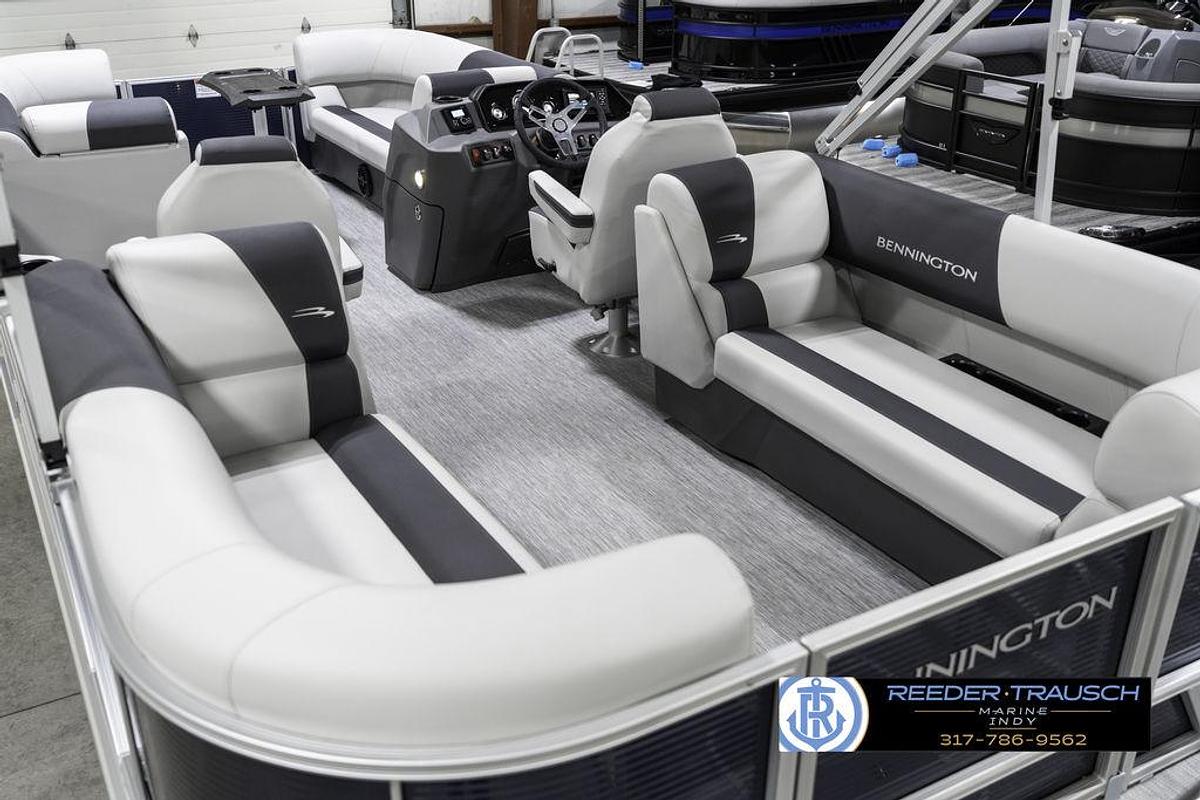 2025 Bennington 22 SSR
