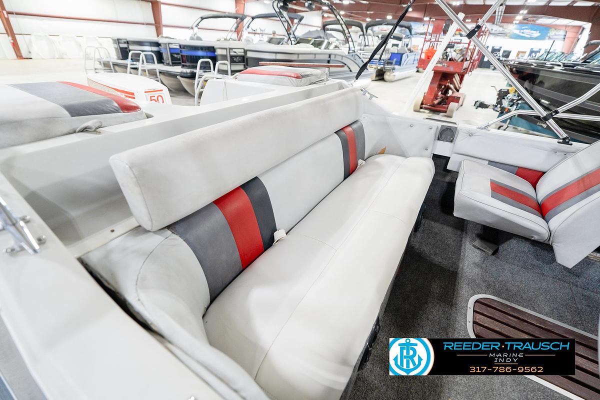 Used 1987 Hurricane 17 Deck Boat