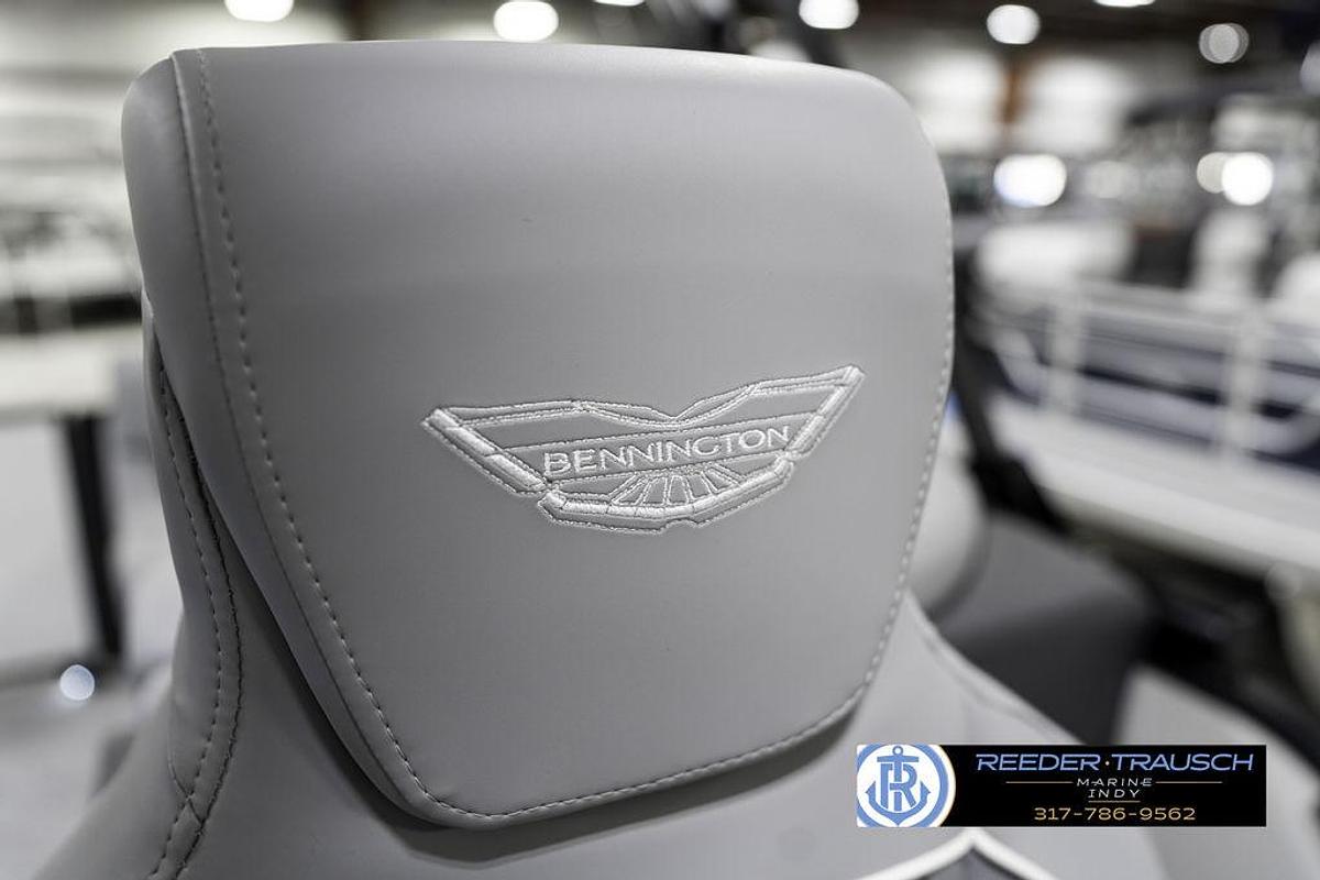 2025 Bennington 22 MFB
