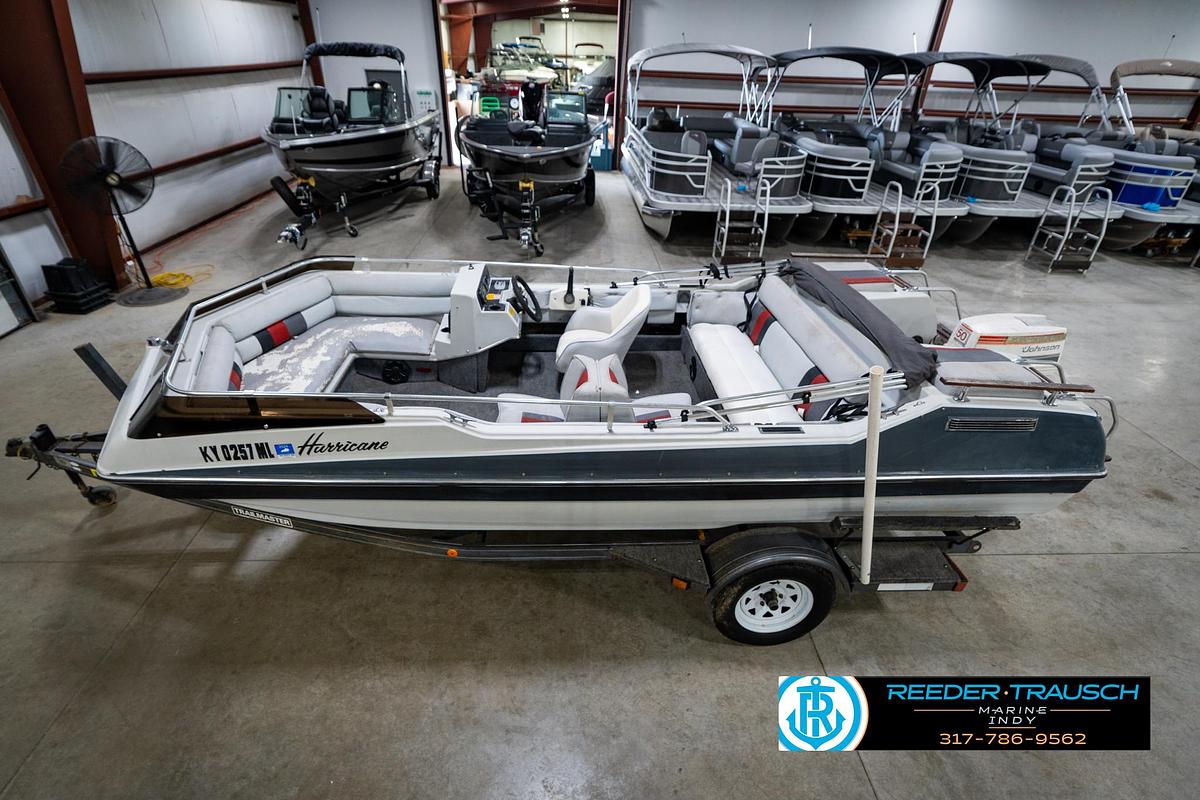 Used 1987 Hurricane 17 Deck Boat