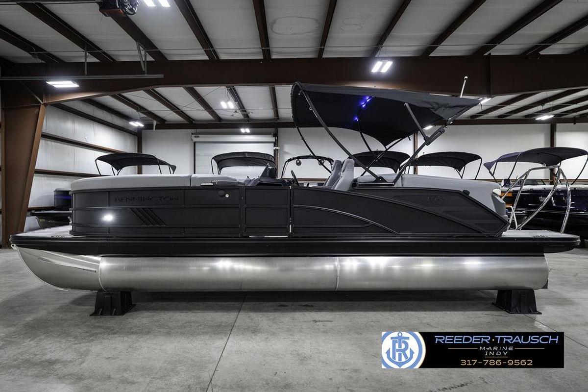 2025 Bennington 24 MFB