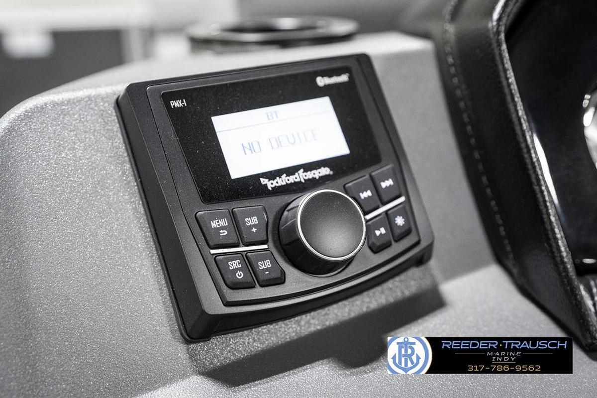 2025 Bennington 21 SS