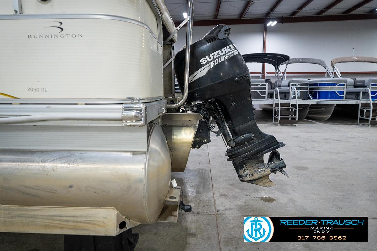 Used 2005 Bennington 2050 RL