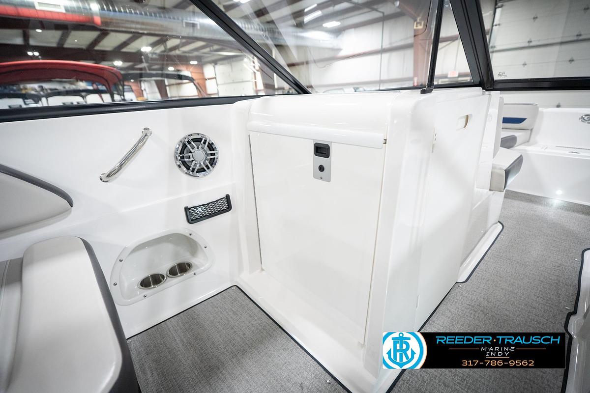 Used 2022 Hurricane 235RD