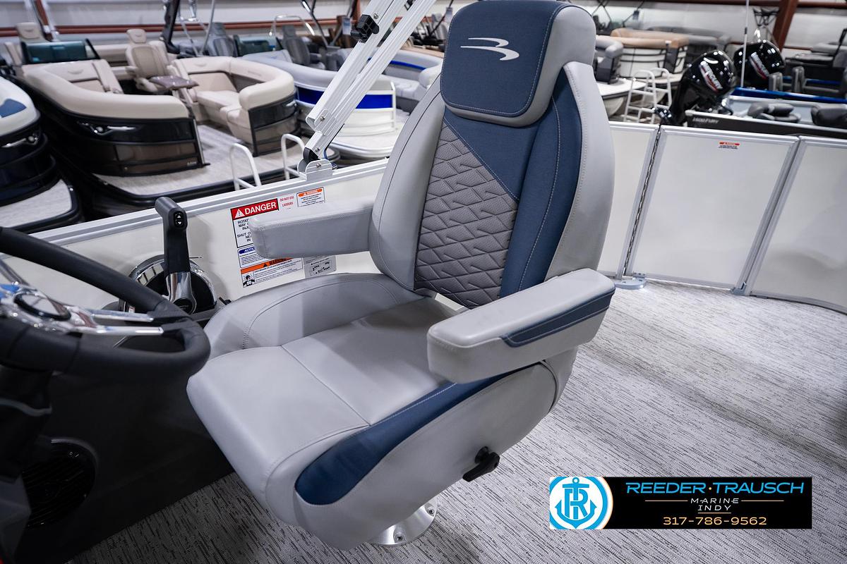 Used 2025 Bennington 22 SLS