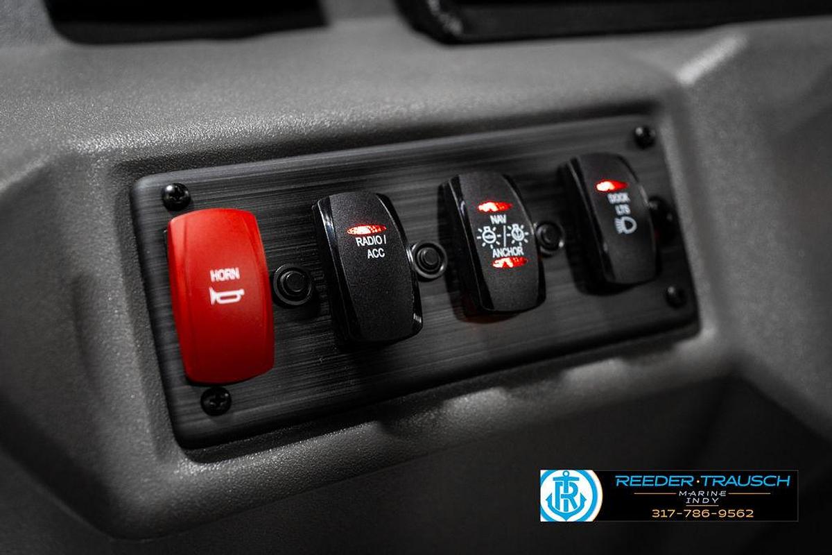 2025 Bennington 22 SSR