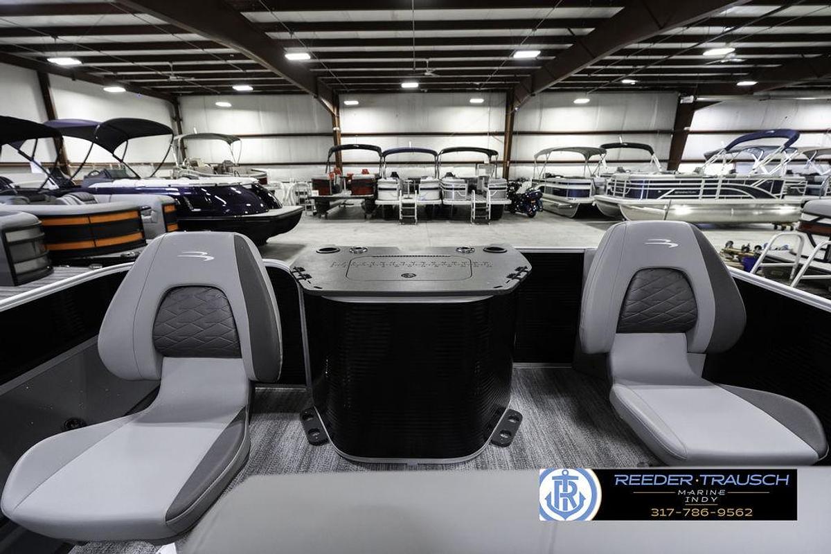 2025 Bennington 21 SS