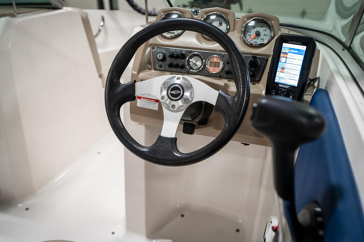 Used 2013 Chapparal 19 H20 F/S