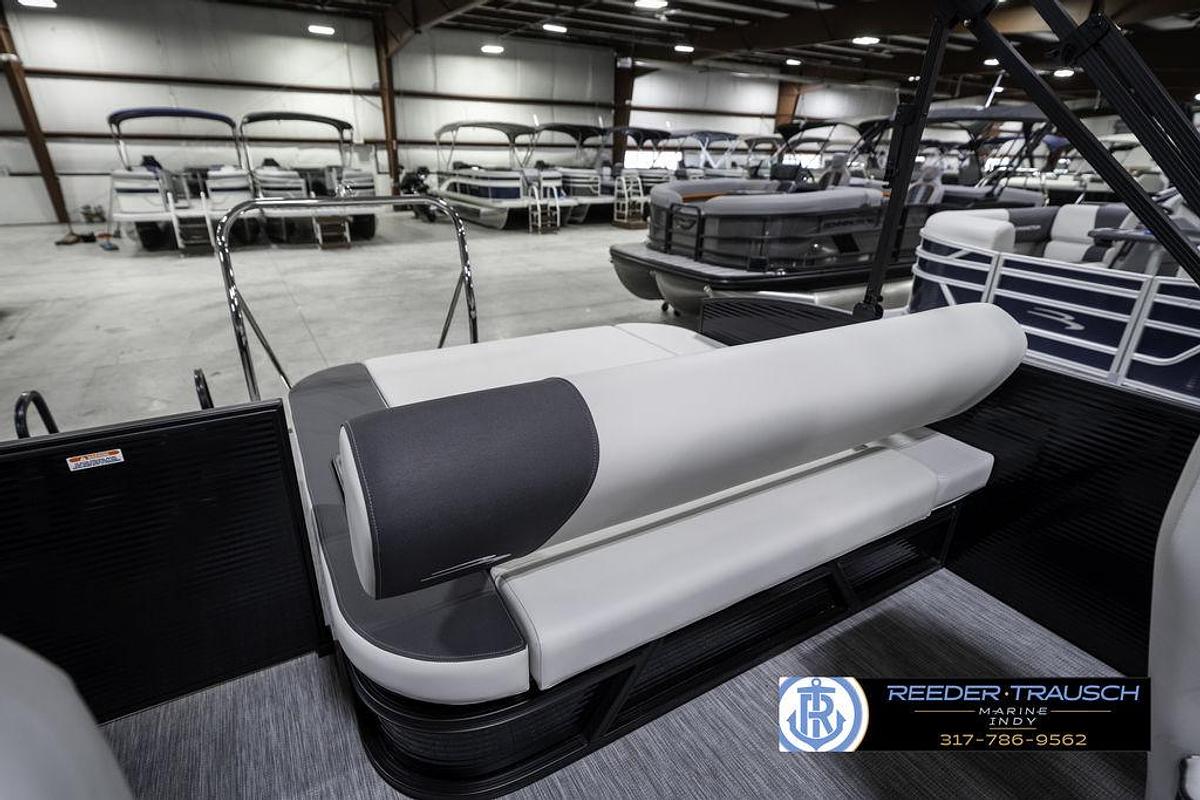 2025 Bennington 22 SSB