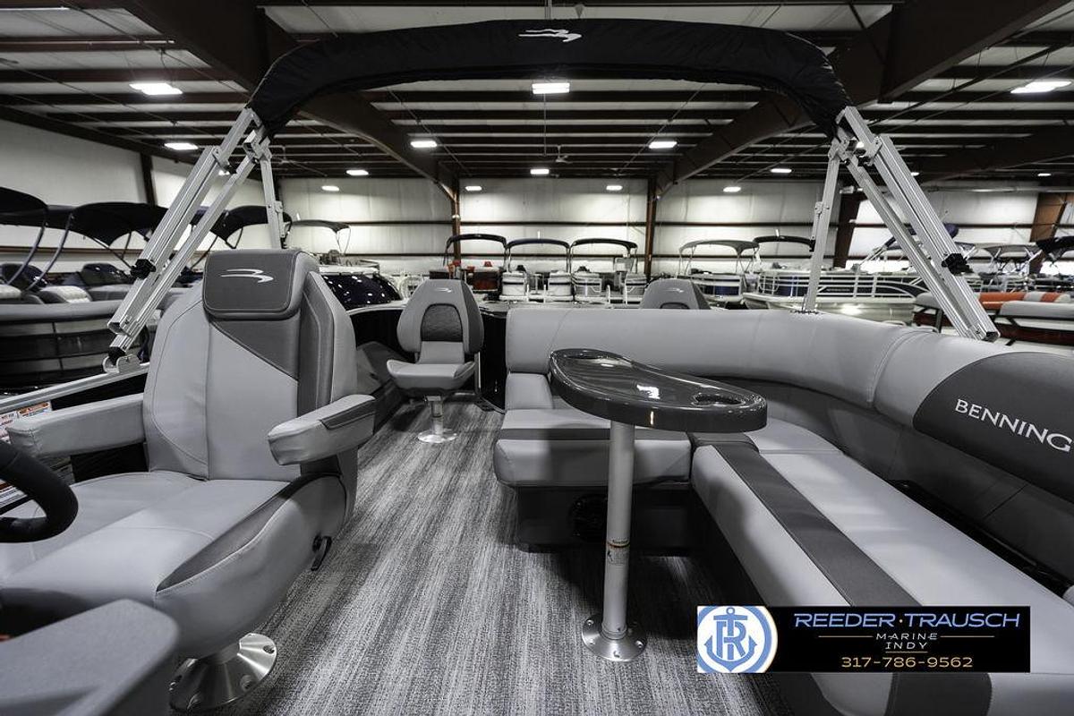 2025 Bennington 21 SS