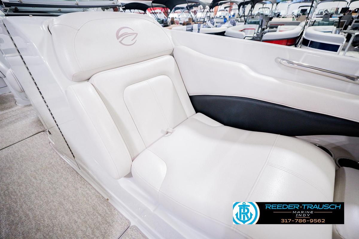 Used 2012 Crownline E4