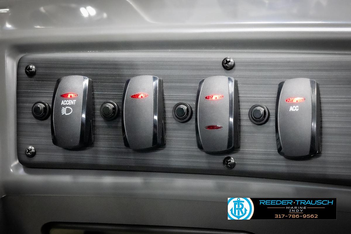 2025 Bennington 23 SSB