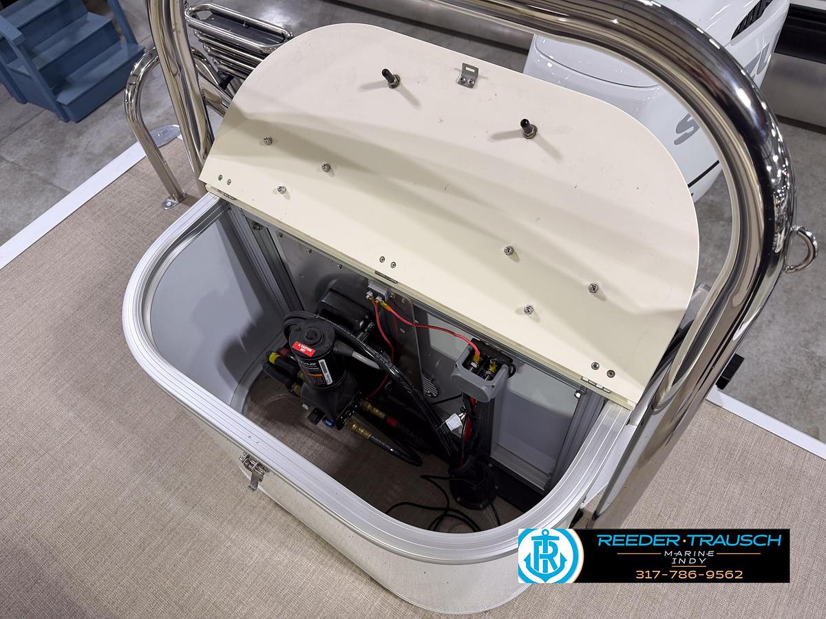 Used 2025 Avalon LSZ 2385 CRB