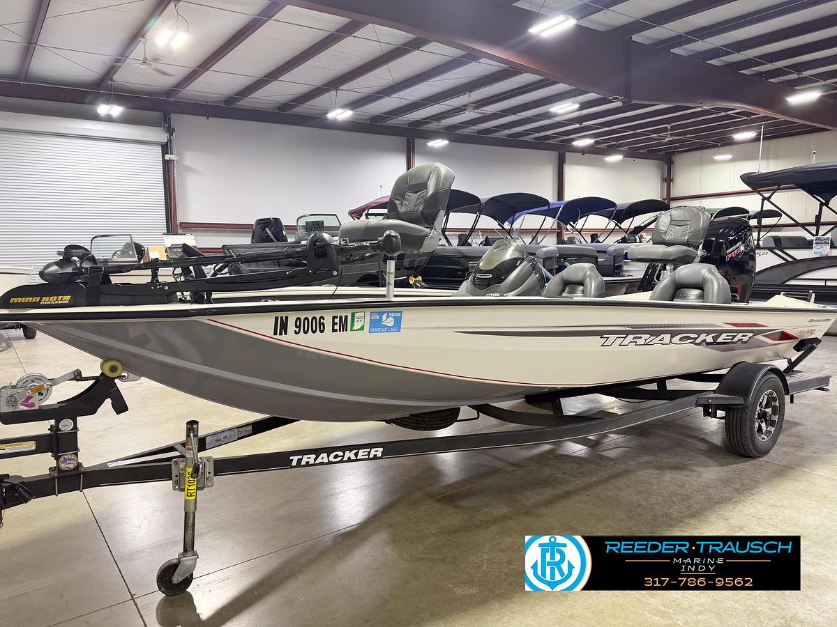 Used 2019 Tracker Pro Team 190 TX W/11