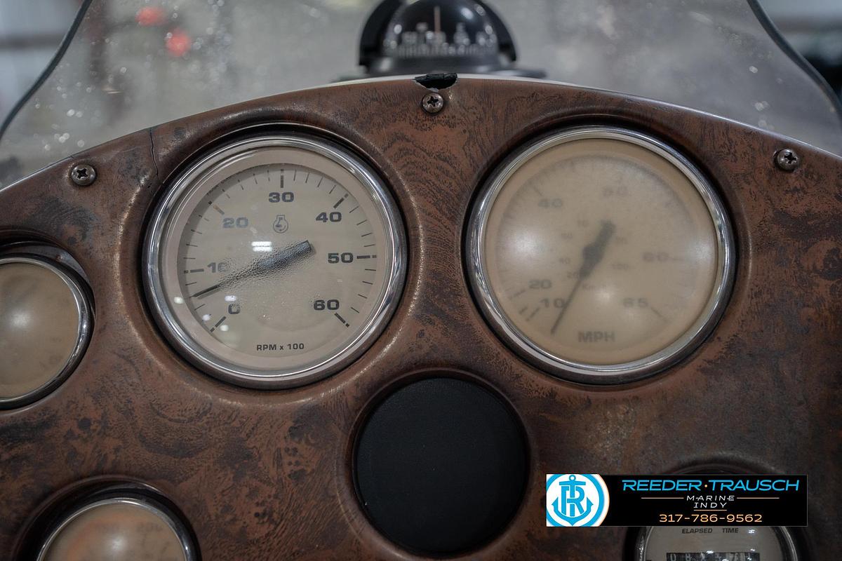 Used 2002 Hurricane SS232